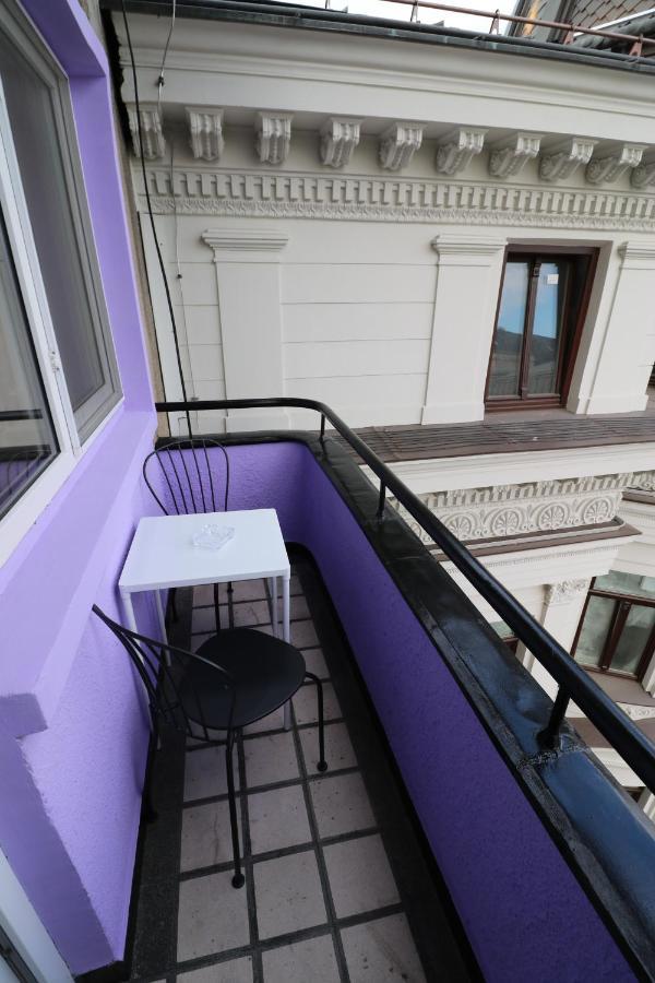 Charming Cozy Studio - Old Town - Free Minibar Apartment Bucureşti Ngoại thất bức ảnh