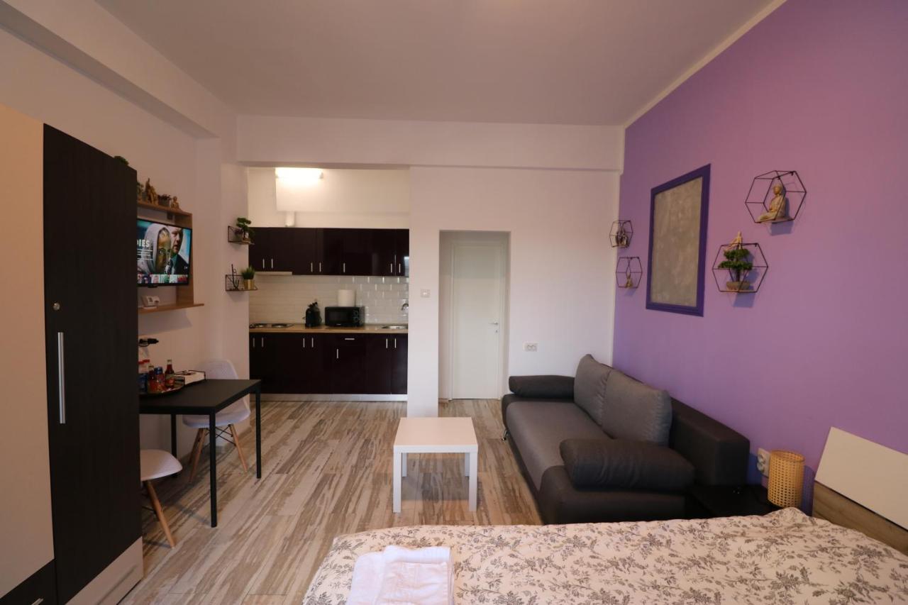 Charming Cozy Studio - Old Town - Free Minibar Apartment Bucureşti Ngoại thất bức ảnh