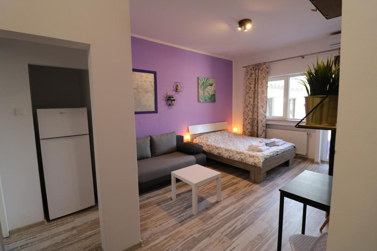 Charming Cozy Studio - Old Town - Free Minibar Apartment Bucureşti Ngoại thất bức ảnh