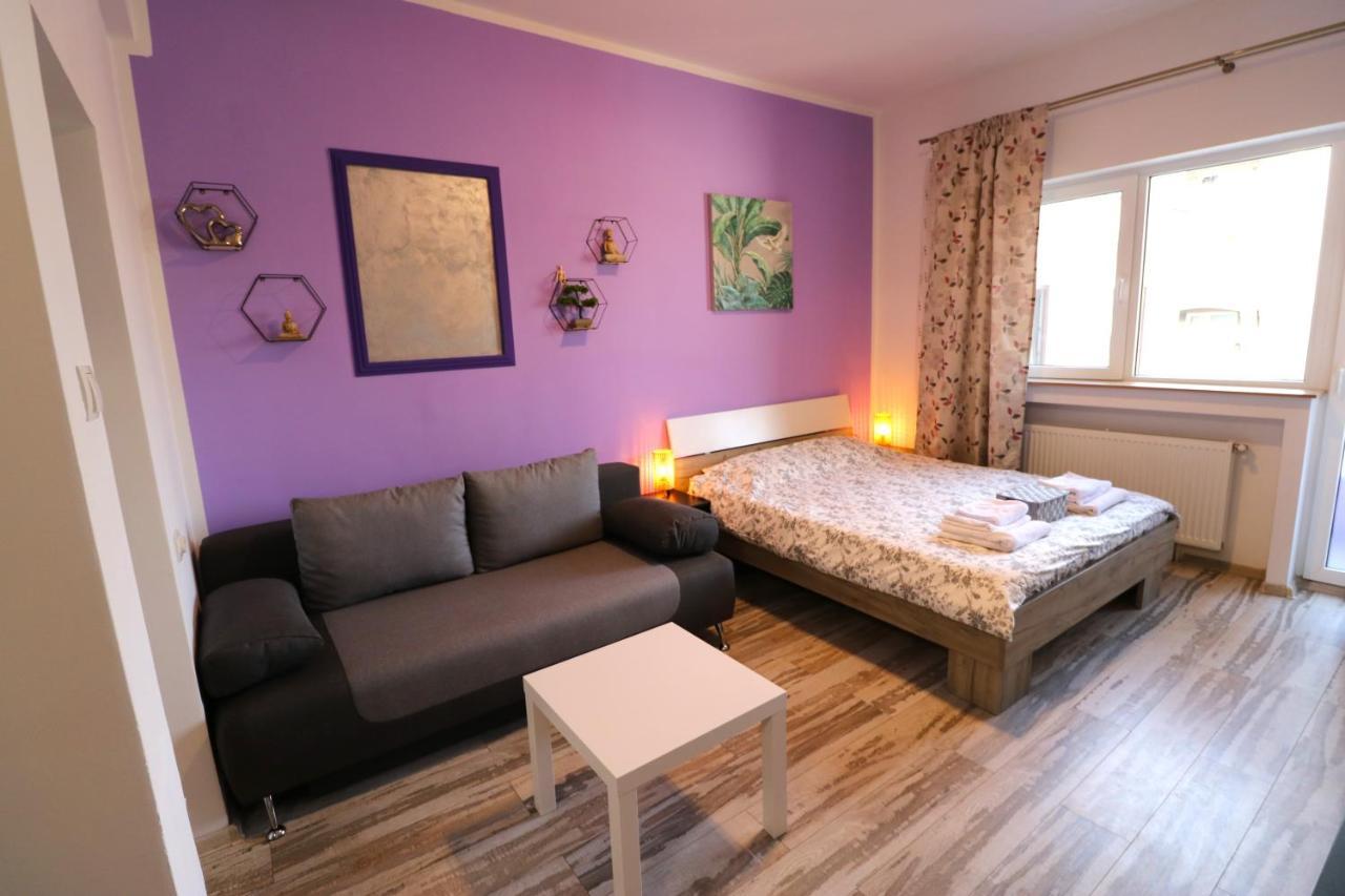 Charming Cozy Studio - Old Town - Free Minibar Apartment Bucureşti Ngoại thất bức ảnh